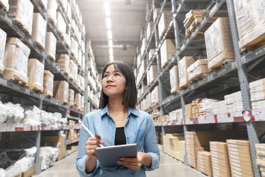 KYY: Storage Assignment in a Unit-Load Warehouse